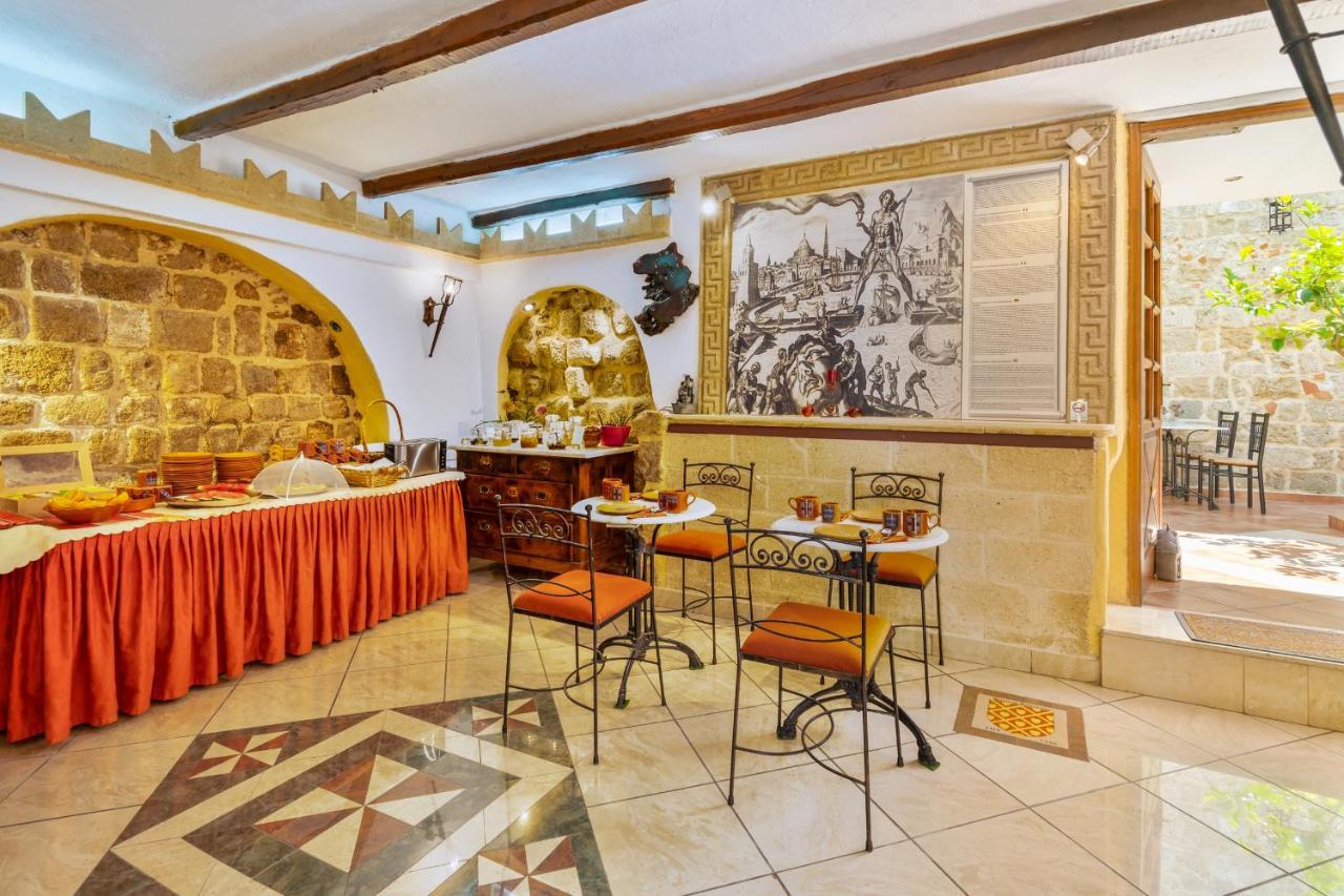 Cava D'Oro Hotel Rhodes City ภายนอก รูปภาพ